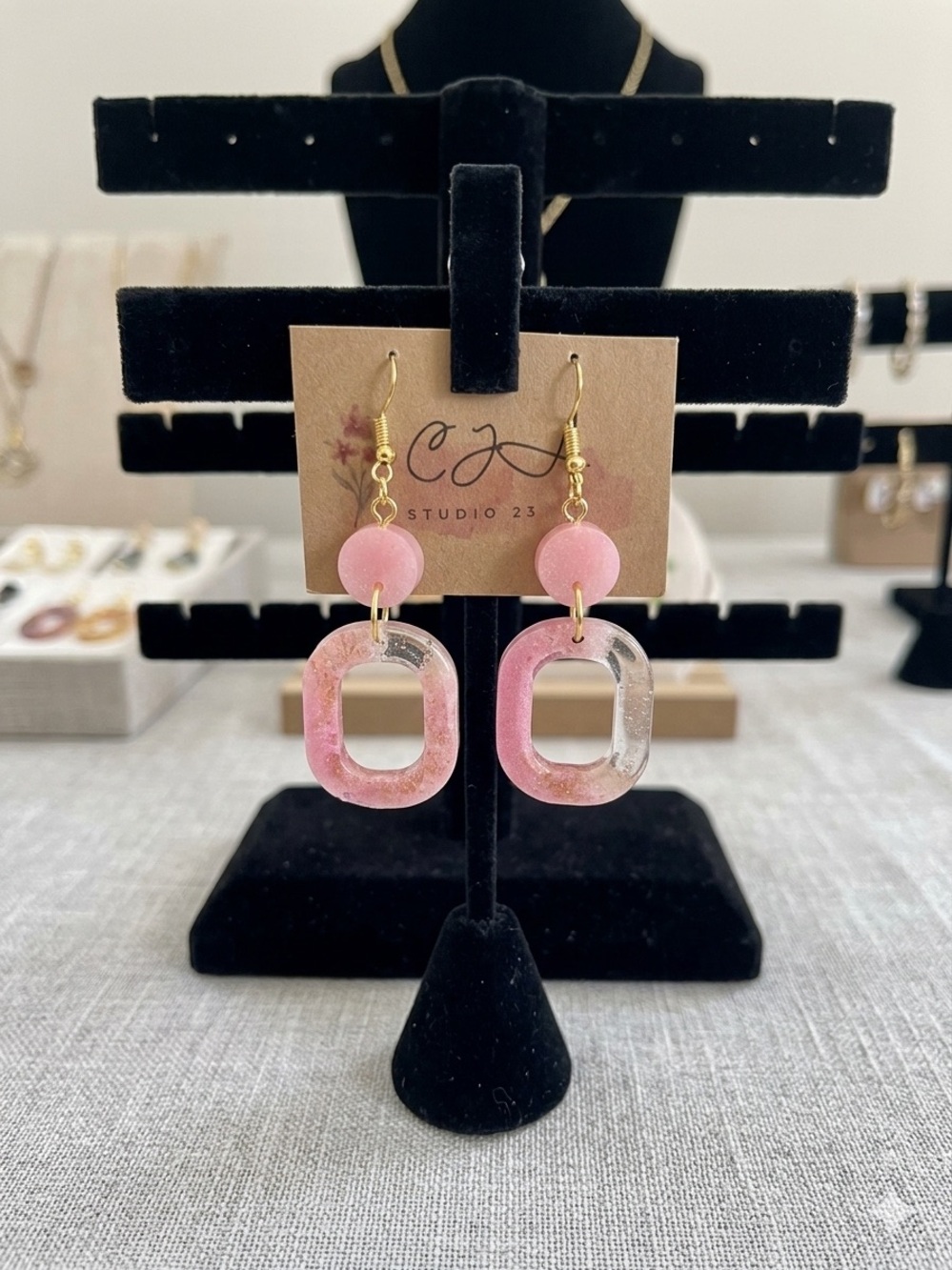 🌸 Studio 23 Pink Resin Dangle Earrings 🌸